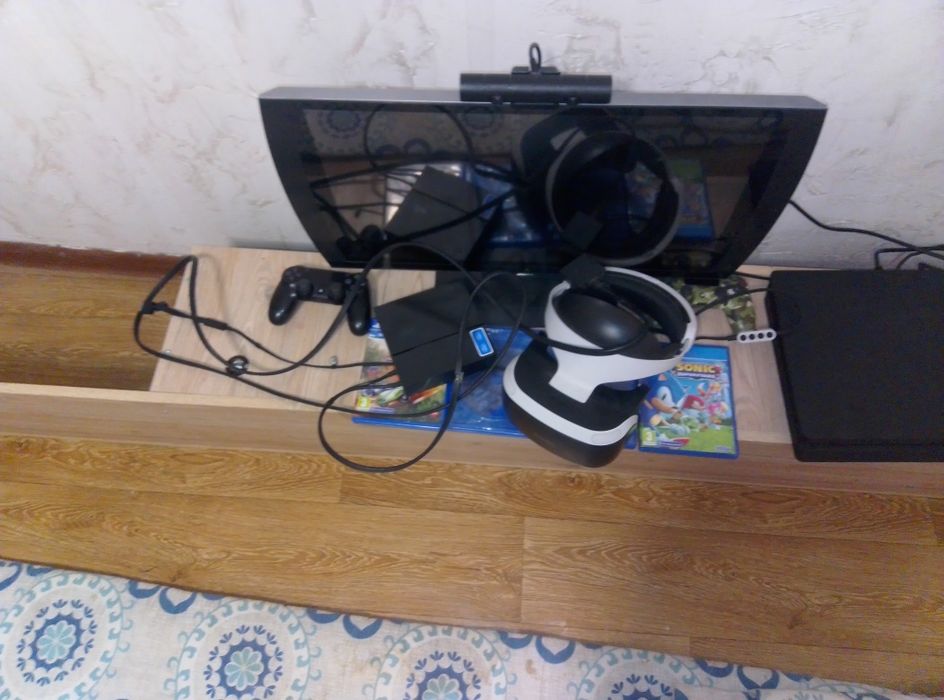 Playstation 4 slim