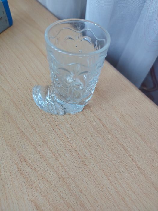 Продам рюмка сапажок один рюмка