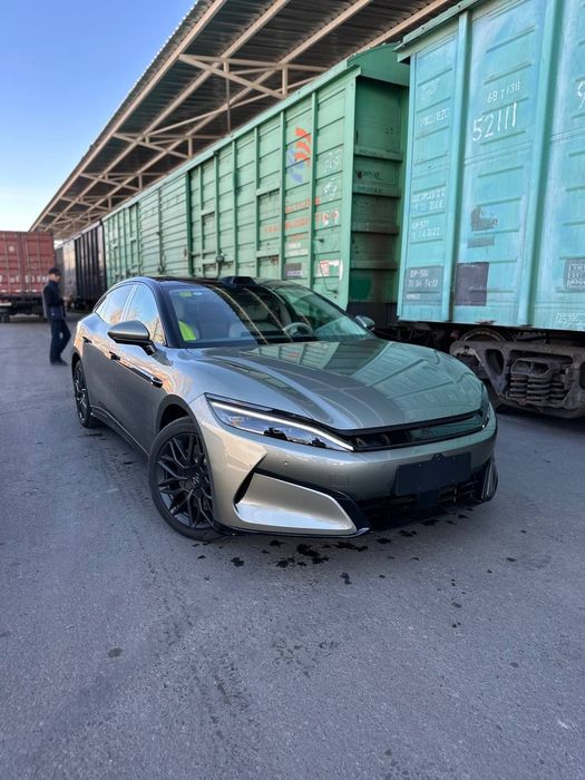 Byd xan L  701km Restayling 680ot