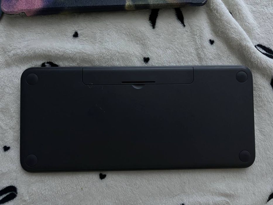 Logitech K380 bluetooth клавиатура
