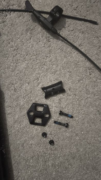 Tijă șa Dropper Post cu cablu și manetă