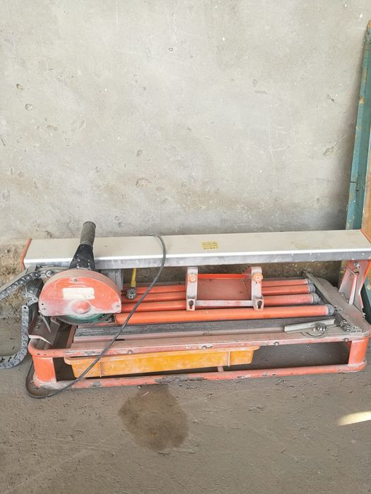 Электроинструмент