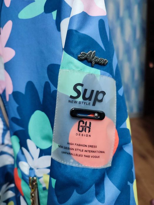 Утеплённый плащ на девочку 11-12 лет