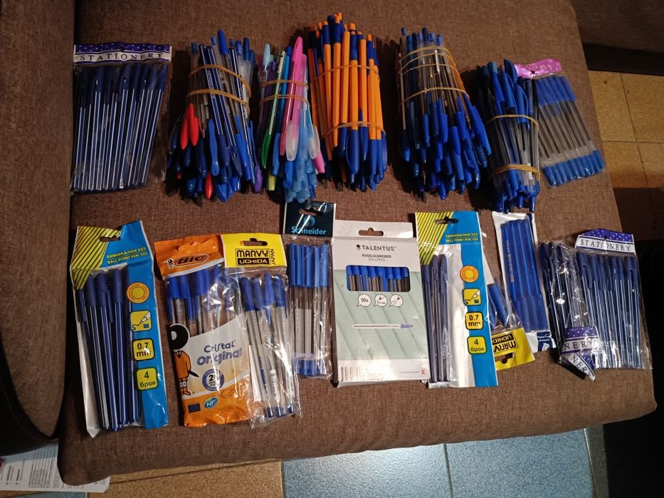 Химикалки  и моливи-1лв