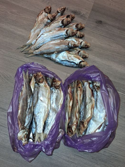 ВЯЛЕНАЯ РЫБА (рыбец, вобла).