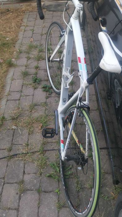full carbon canyon 1200e  / trek madone 600e
