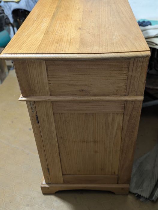 Продам старинный дубовый комод