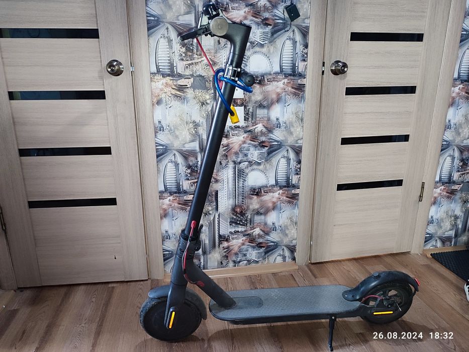 Электросамокат Xiaomi m365