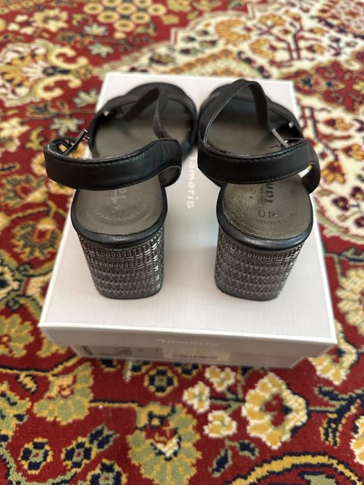 Туфли женские.