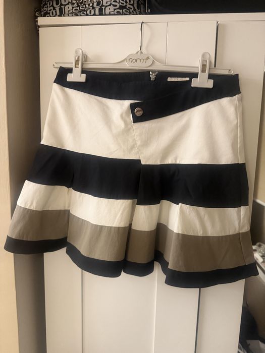 Cliche пола S размер и Karen Millen М/Л размер