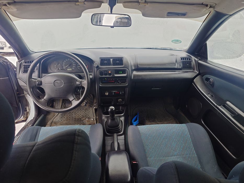 Продам в рассрочку Мазда 323F