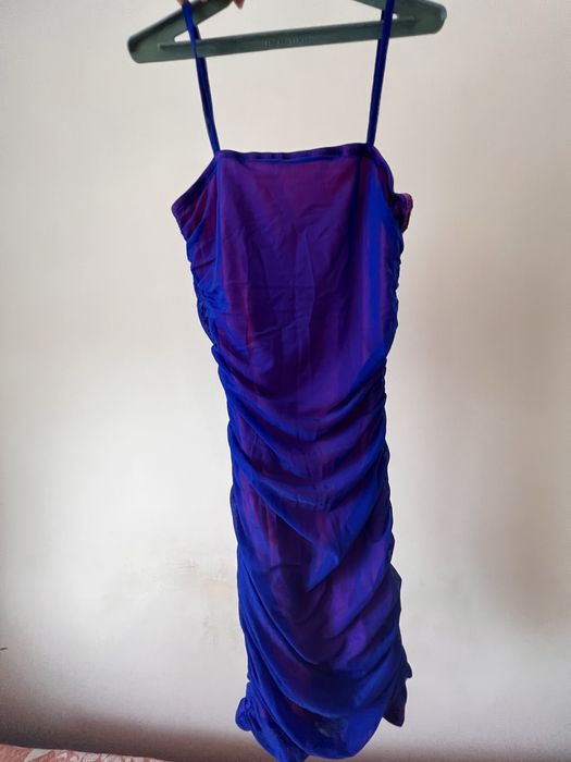 Продам новое платье размер S