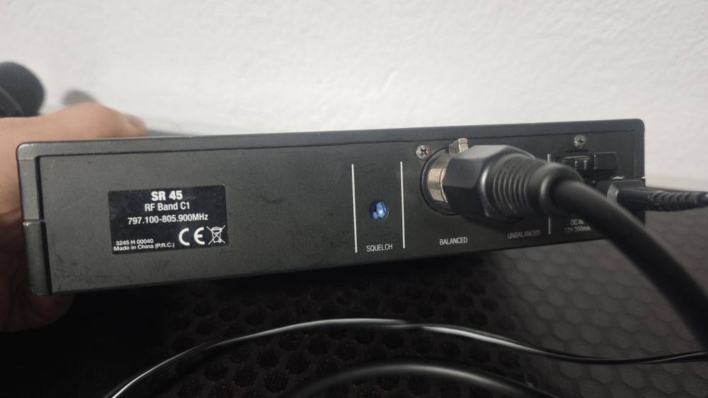 AKG Perception Безжичен вокален микрофон