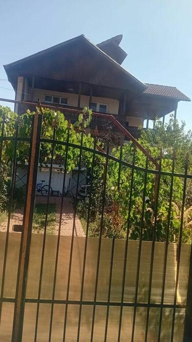 Casă de vanzare strada Gilortului, zona Primaverii