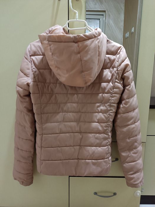 Дамско розово пролетно яке