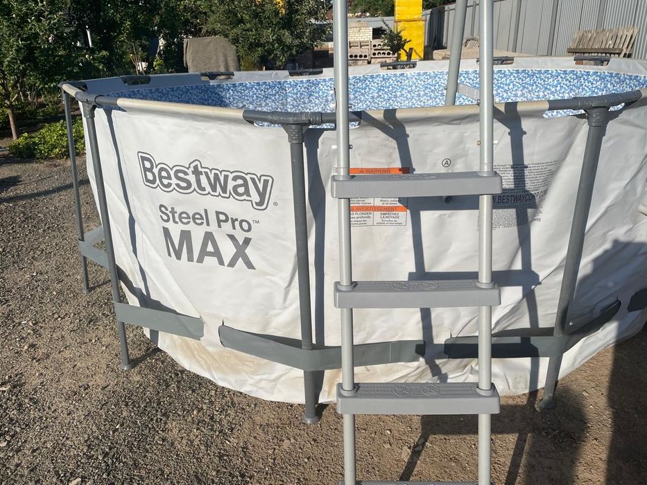 Бассейн  для купания