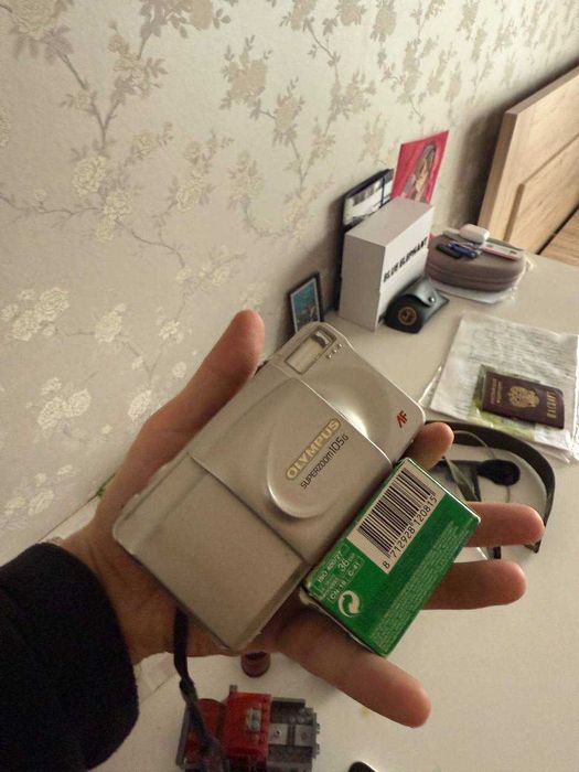 Фотоаппарат Olympus Superzoom 105G + одна пленка FUJI