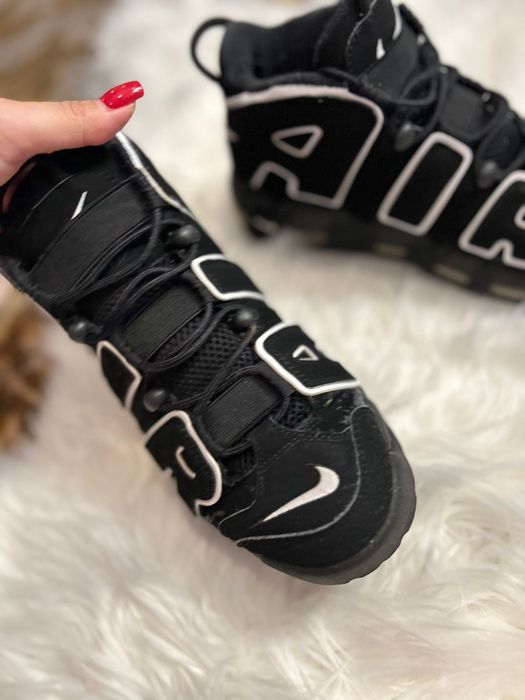 Adidași Nike uptempo 40.5