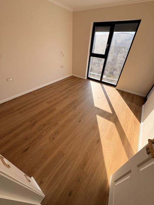 Montez / Raschetez Parchet Lemn Masiv, Stratificat, Laminat, SPC, Tarchet, Plinta