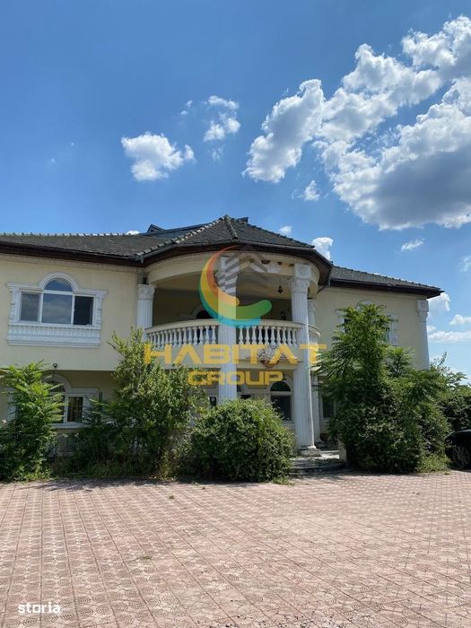 Vila spatioasa 10 camere  12.000 mp Ciolpani