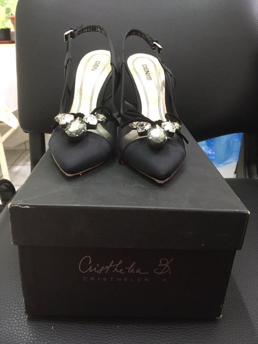 Pantofi damă eleganți