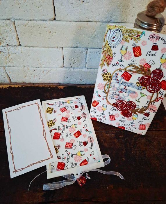 Дървена картичка за рожден ден "Martini girl"