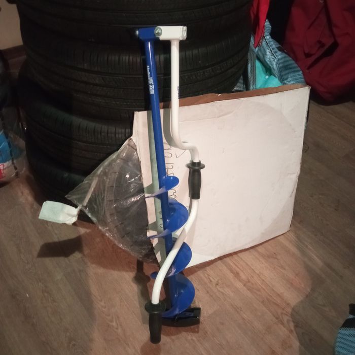 Продам ледоруб для рыбалки