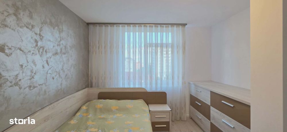 Apartament 3 camere de vânzare, cart. Prima Sova