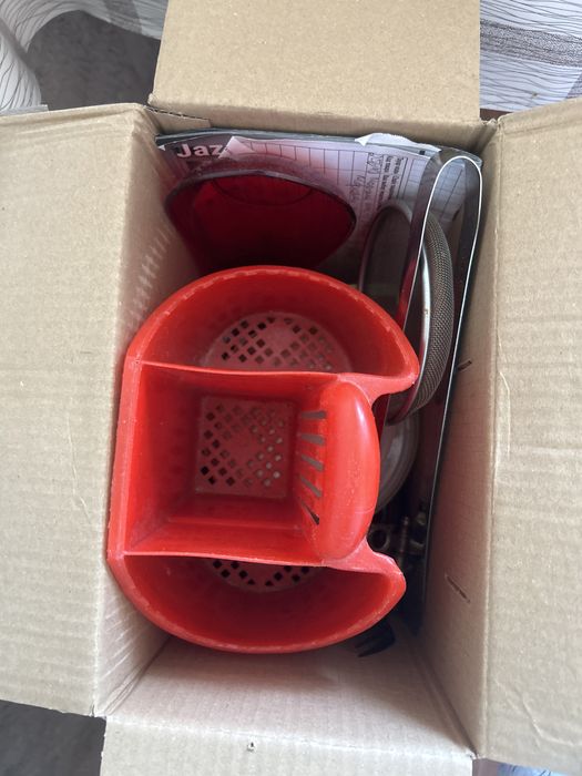 Отдам даром посуду