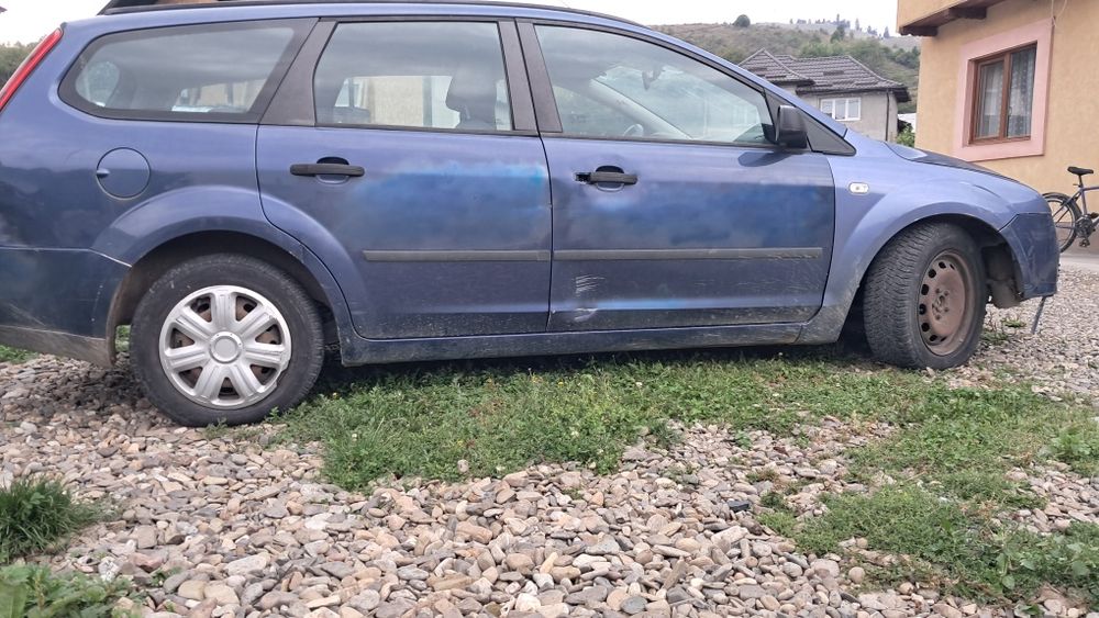 Ford focus pentru piese 2007