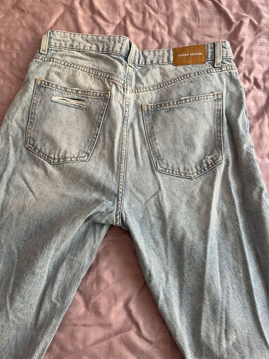 7 чифта дънки размери: 40 и 42 само за 140лв