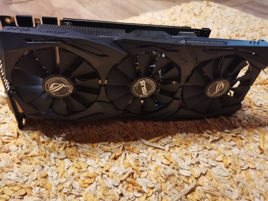 Placă video Gtx1070ti 8gb  Asus ROG Rgb