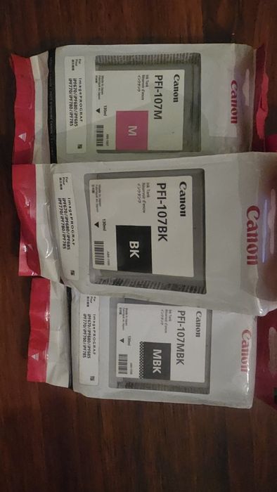 Cartus toner Canon PFI 107 M BK si MBK