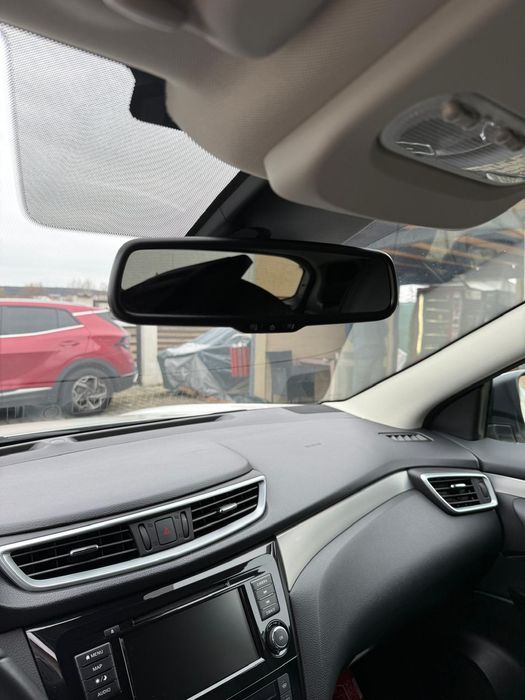 Nissan Qashqai Tekna + set jante cu anvelope + nr rosii 3 luni