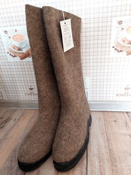 Продам валенки 31, 33 размеры