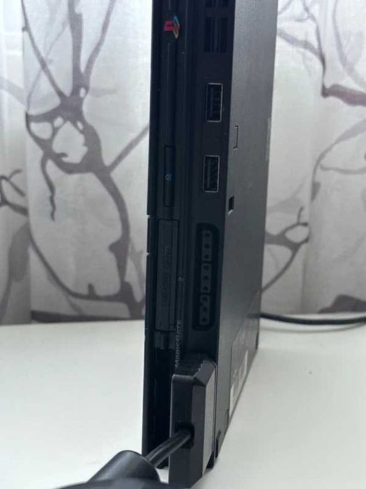 Sony PlayStation 2 + controller + cablu + alimentator