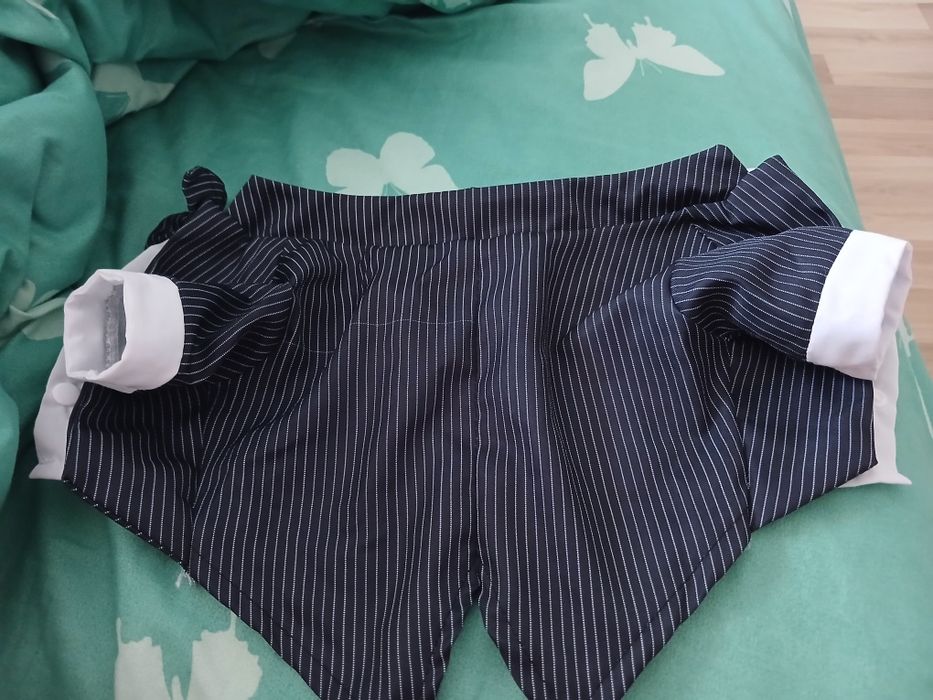 Hăinuțe eleganta pentru catei