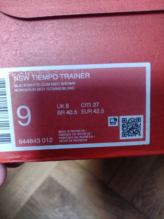 Нови  кецове Nike Tiempo