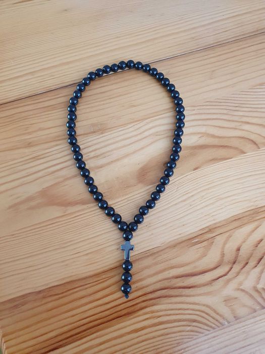 Броеница ръчно низана