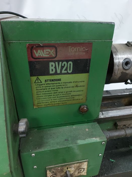 Strung  metal avans automat