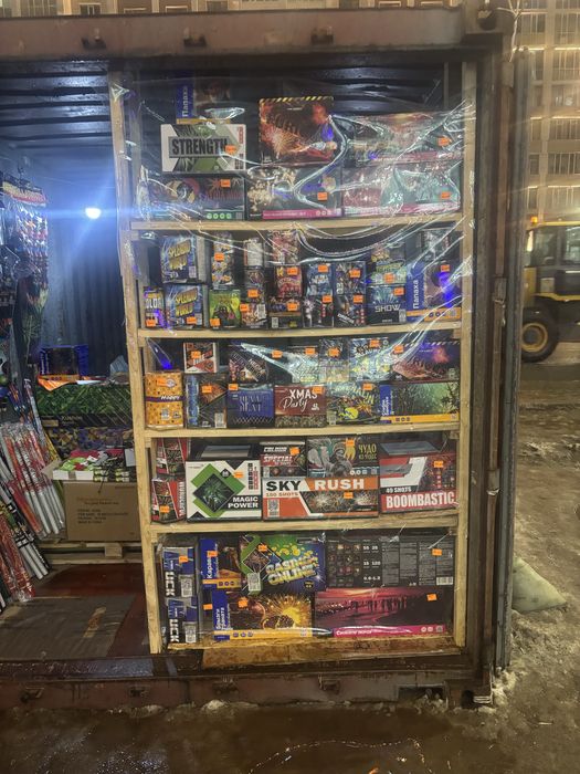 Салюты фейрверки