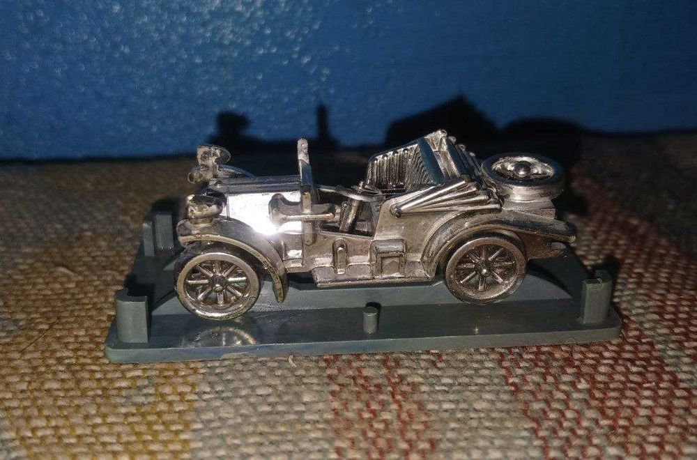 Советские сувенирные модели ретро машин