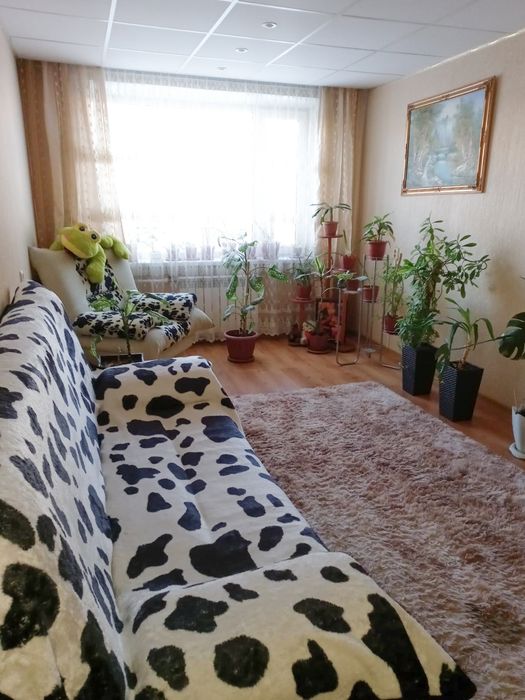 Продам 2 комн квартиру район 17 школы