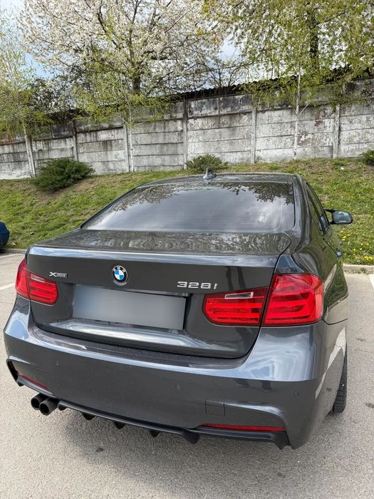 BMW Seria 3 BMW F30 328i xDrive