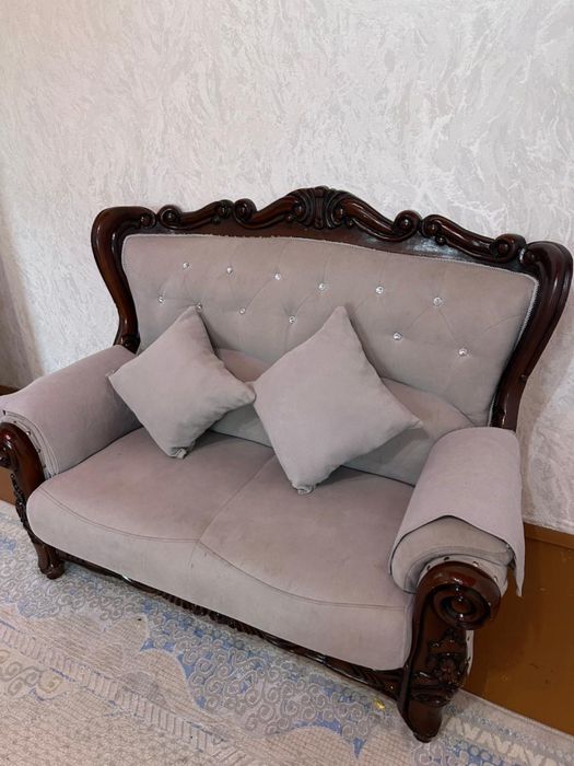 Диван комплект екі креслосымен