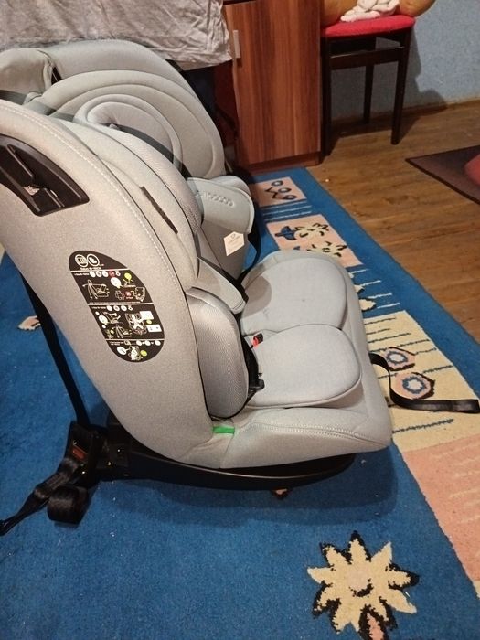 Scaun auto pentru copil varsta până la 14 ani