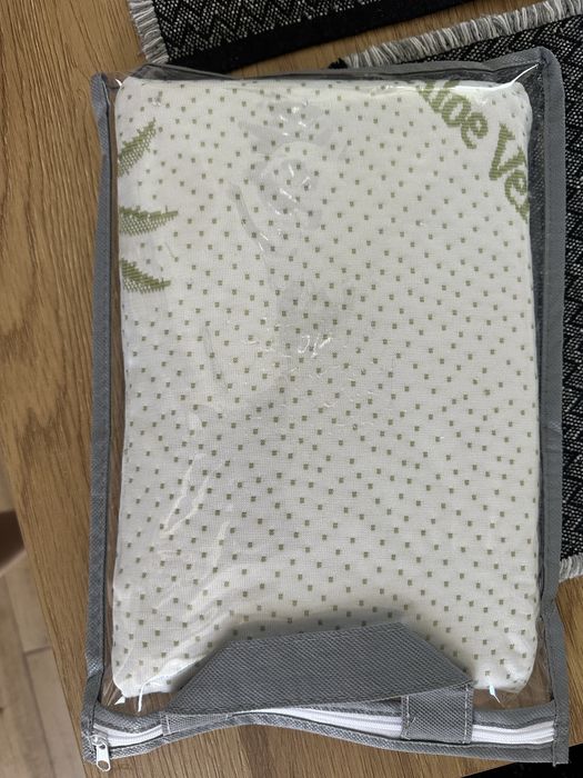 Бебешка възглавница 30/20 алое