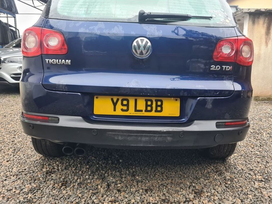 Bara spate Volkswagen Tiguan 5N 2007 - 2011 SUV 4 Usi ALBASTRU (789)