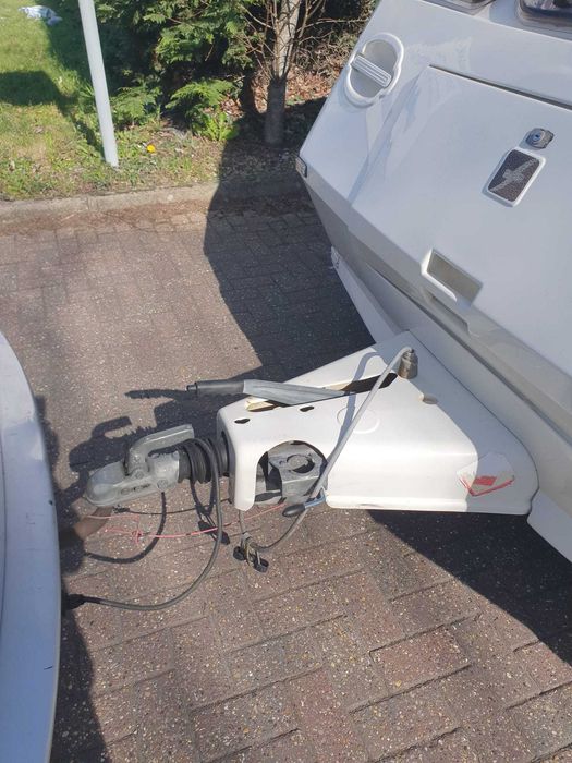 безупречна и практична каравана SWIFT, къса - двуместна