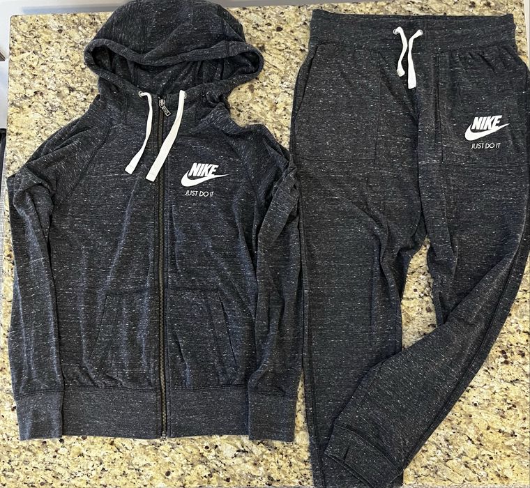 NIKE Adidas Екипи Анцузи